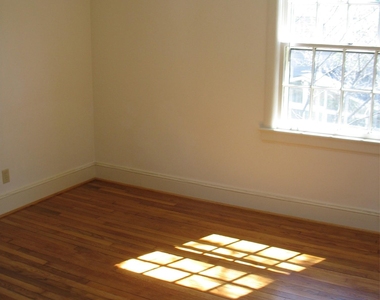 3043 Park Road - Photo Thumbnail 3