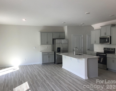 1343 37th Avenue Lane Ne - Photo Thumbnail 1