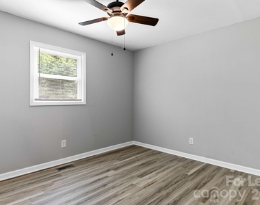 1586 3rd Street Drive Ne - Photo Thumbnail 40