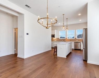 3700 Pelican Rest Way - Photo Thumbnail 15
