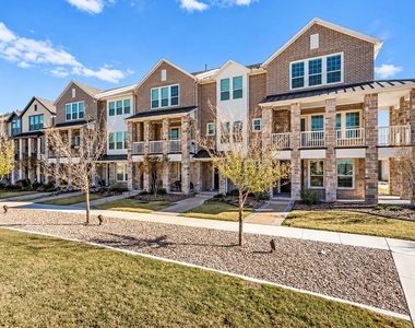 3700 Pelican Rest Way - Photo Thumbnail 1
