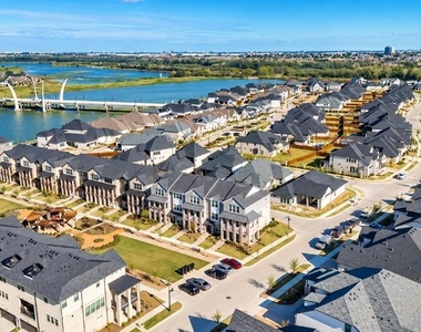 3700 Pelican Rest Way - Photo Thumbnail 26