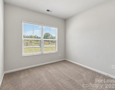 6528 Harlech Street - Photo Thumbnail 18