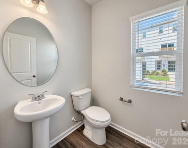 6528 Harlech Street - Photo Thumbnail 10