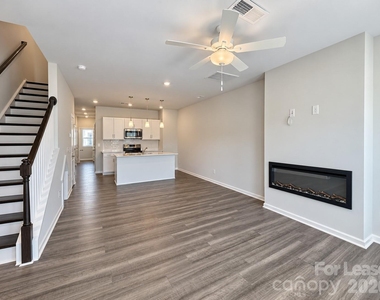 6528 Harlech Street - Photo Thumbnail 1