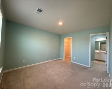 10109 Wesleyan Hall Drive - Photo Thumbnail 19