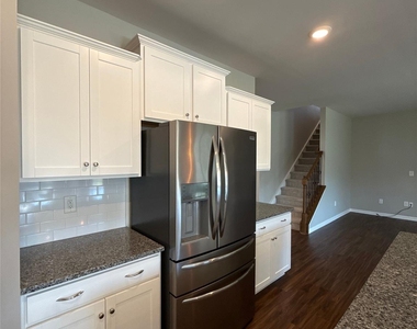 10109 Wesleyan Hall Drive - Photo Thumbnail 8