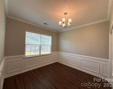 10109 Wesleyan Hall Drive - Photo Thumbnail 14