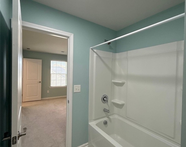10109 Wesleyan Hall Drive - Photo Thumbnail 21