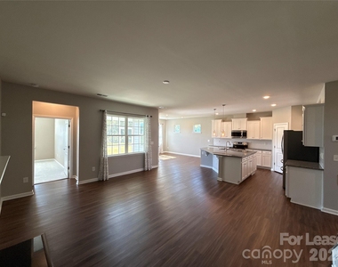 10109 Wesleyan Hall Drive - Photo Thumbnail 2