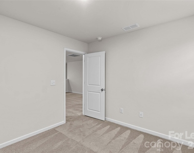 167 Hazelnut Way - Photo Thumbnail 15