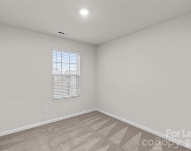 167 Hazelnut Way - Photo Thumbnail 16