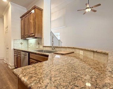 5700 Travis Drive - Photo Thumbnail 14