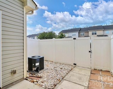 12532 Mcgrath Drive - Photo Thumbnail 10