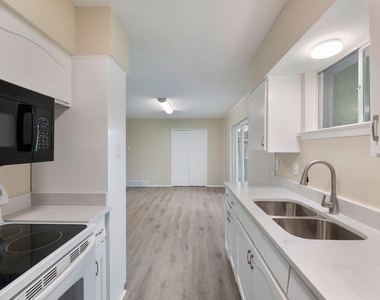 11324 Prelude Drive - Photo Thumbnail 10