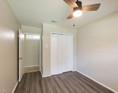 11324 Prelude Drive - Photo Thumbnail 14
