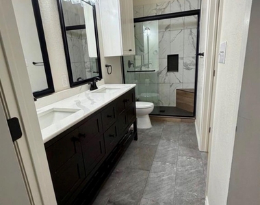 1001 Roberts Bend - Photo Thumbnail 14