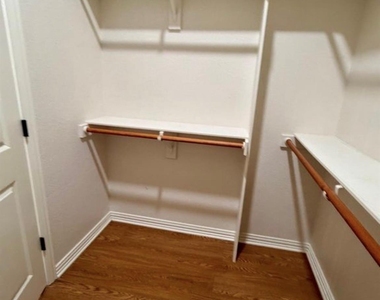 1001 Roberts Bend - Photo Thumbnail 24
