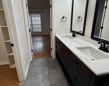 1001 Roberts Bend - Photo Thumbnail 18