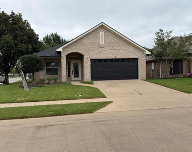1001 Roberts Bend - Photo Thumbnail 5