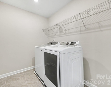 341 Cranford Drive - Photo Thumbnail 19