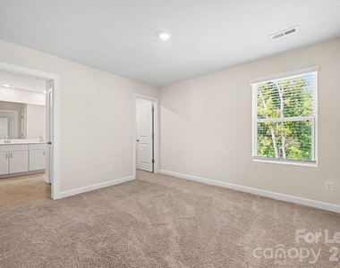 341 Cranford Drive - Photo Thumbnail 14