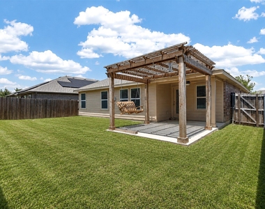 1111 Meadow Side Drive - Photo Thumbnail 30