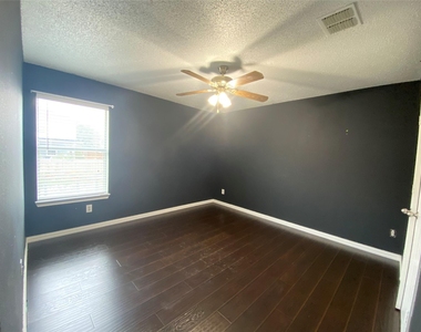 2601 Timberbrook Trail - Photo Thumbnail 7