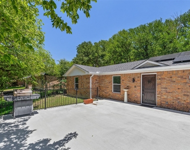 3905 Driskell Boulevard - Photo Thumbnail 4