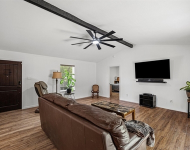 3905 Driskell Boulevard - Photo Thumbnail 6