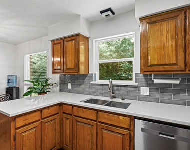 3905 Driskell Boulevard - Photo Thumbnail 17