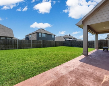 1312 Arrowwood Drive - Photo Thumbnail 35