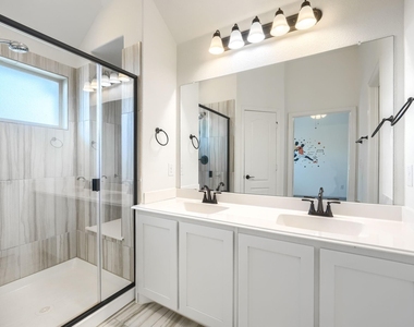 1312 Arrowwood Drive - Photo Thumbnail 30