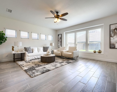 1312 Arrowwood Drive - Photo Thumbnail 11