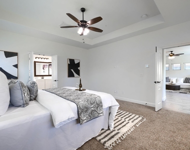 1312 Arrowwood Drive - Photo Thumbnail 19
