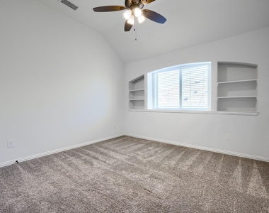 1312 Arrowwood Drive - Photo Thumbnail 31