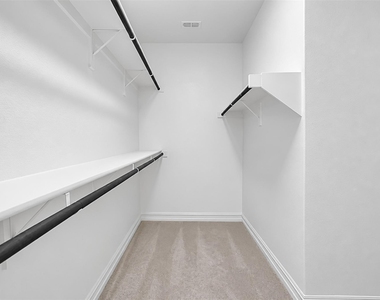 1822 Brindle Street - Photo Thumbnail 4