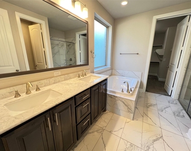4959 Gleneagle Drive - Photo Thumbnail 17