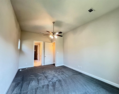 4959 Gleneagle Drive - Photo Thumbnail 16