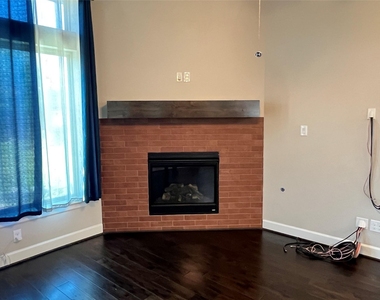 4959 Gleneagle Drive - Photo Thumbnail 2