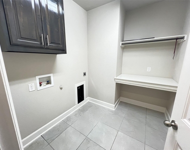 4959 Gleneagle Drive - Photo Thumbnail 23