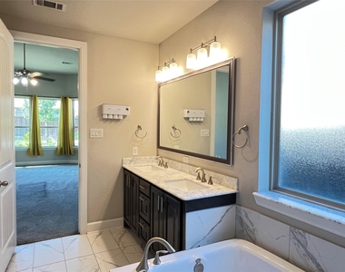 4959 Gleneagle Drive - Photo Thumbnail 22