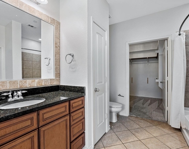 950 Henderson Street - Photo Thumbnail 11