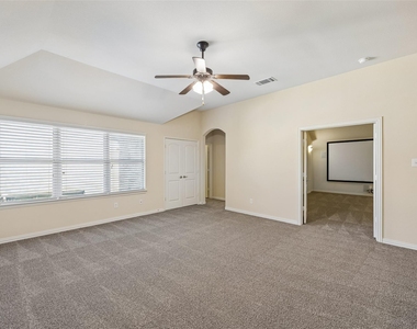15994 Trail Glen Drive - Photo Thumbnail 24