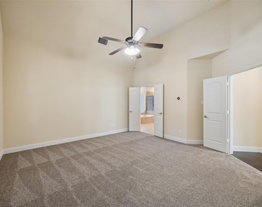 15994 Trail Glen Drive - Photo Thumbnail 18