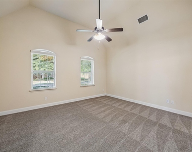 15994 Trail Glen Drive - Photo Thumbnail 17