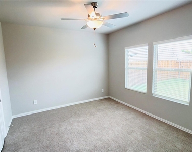505 Blanton Street - Photo Thumbnail 24
