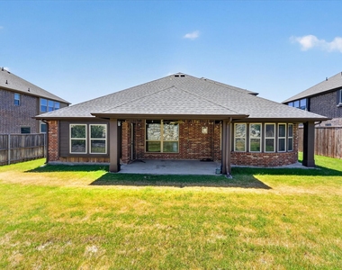 911 Birchwood Drive - Photo Thumbnail 19