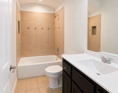 320 Grassland Drive - Photo Thumbnail 19