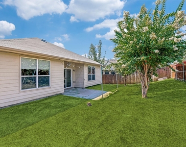 11117 Kenny Drive - Photo Thumbnail 11